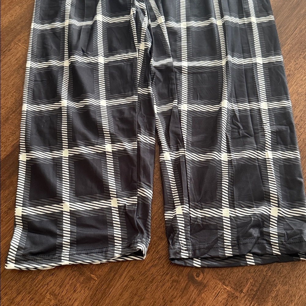 Frosty the snowman tangled lights and plaid pants pajama set - Picture 8 of 11